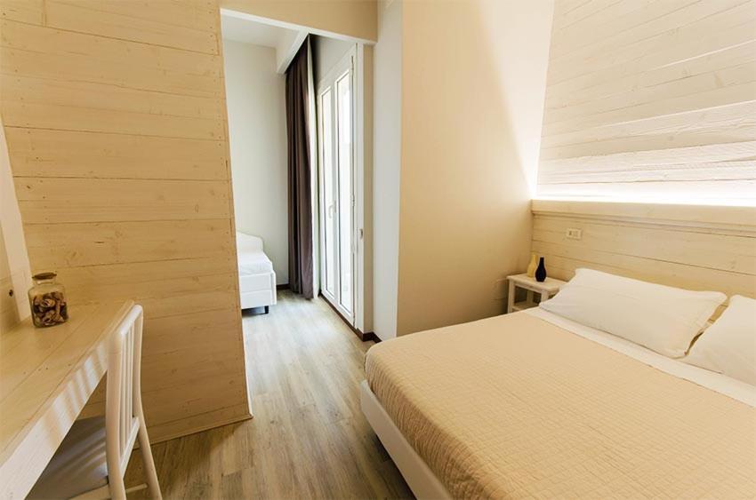 Mona Lisa Hotel 3*