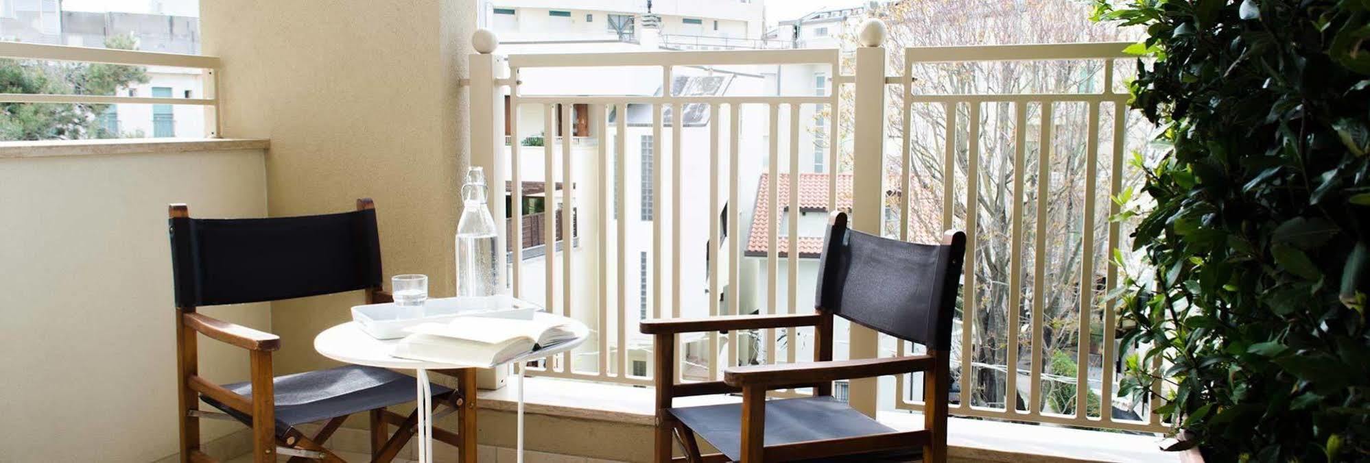 Mona Lisa Hotel 3*